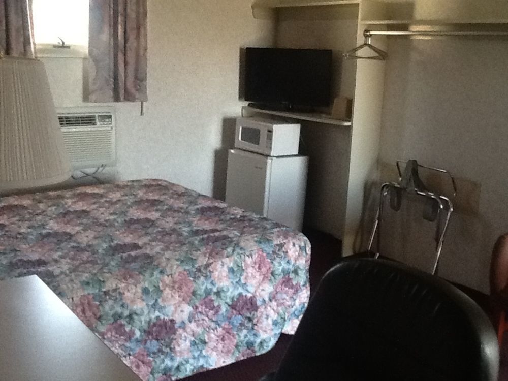 Budget Inn Clearfield Pa Exterior photo